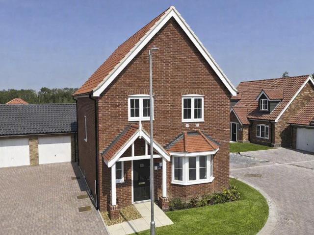 3 bedroom detached house for sale