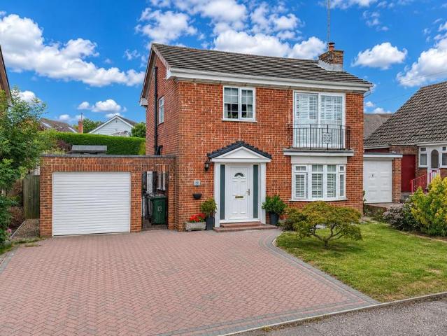 3 bedroom detached house for sale