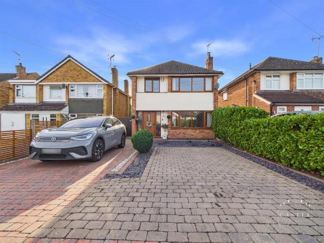 3 bedroom detached house for sale