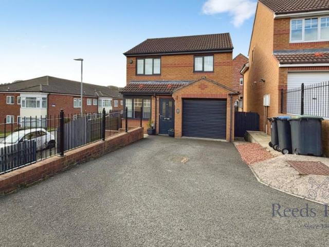 3 bedroom detached house for sale