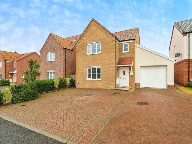 3 bedroom detached house for sale