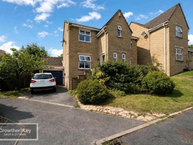 3 bedroom detached house for sale