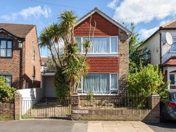 Mitcham, London, Greater London - Equipped kitchen