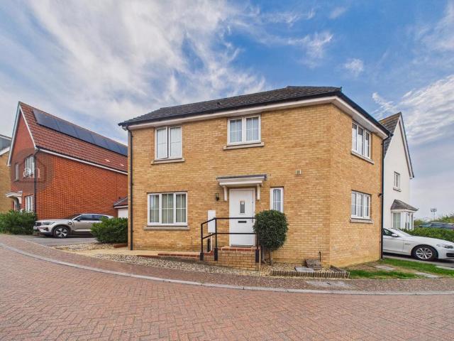 3 bedroom detached house for sale