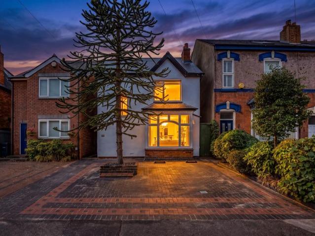 3 bedroom detached house for sale