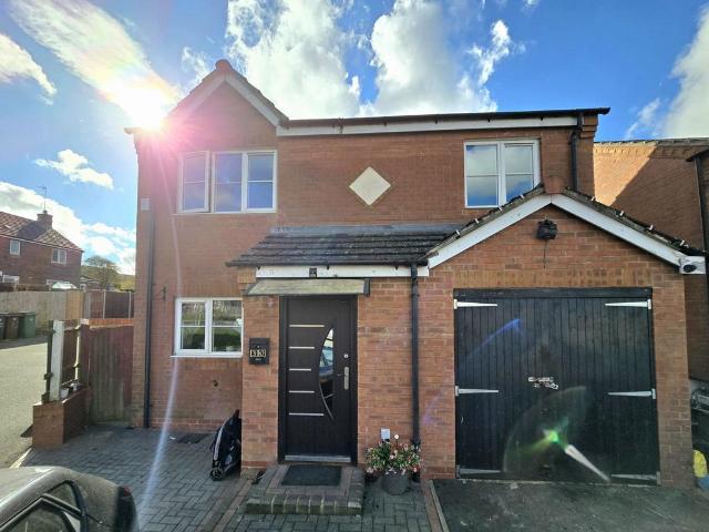 3 bedroom detached house for sale