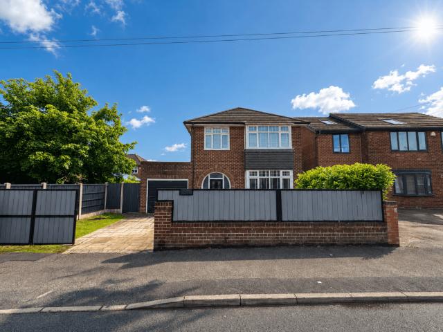 3 bedroom detached house for sale