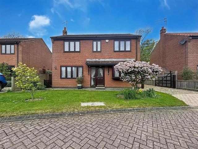 3 bedroom detached house for sale