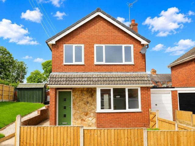 3 bedroom detached house for sale