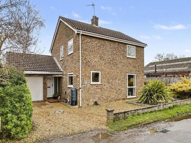 3 bedroom detached house for sale