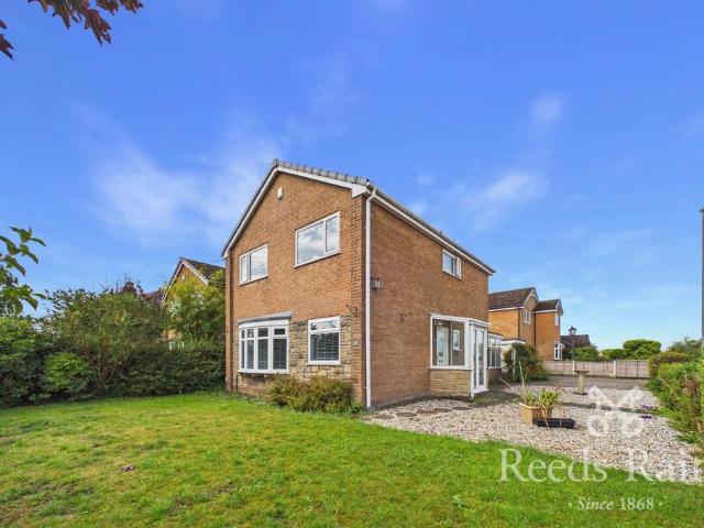 3 bedroom detached house for sale