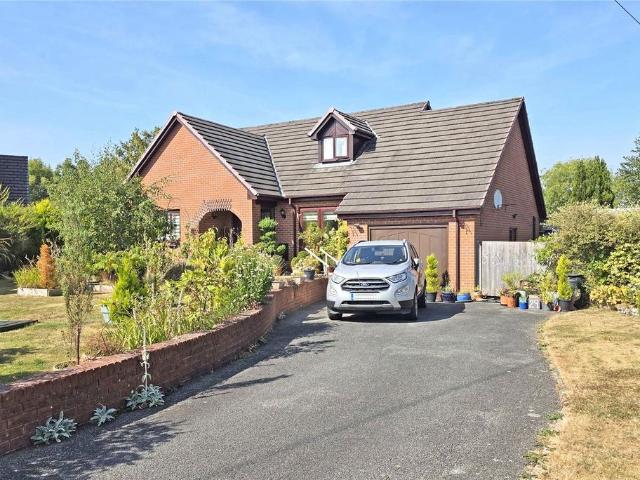 3 bedroom bungalow for sale