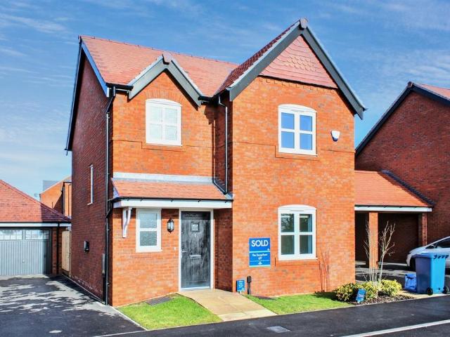 3 bedroom detached house for sale
