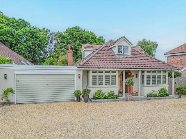 3 bedroom detached house for sale