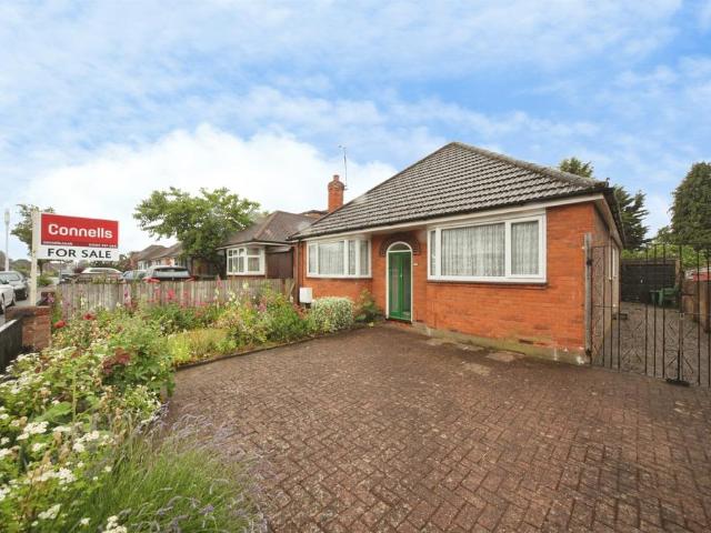 3 bedroom detached bungalow for sale