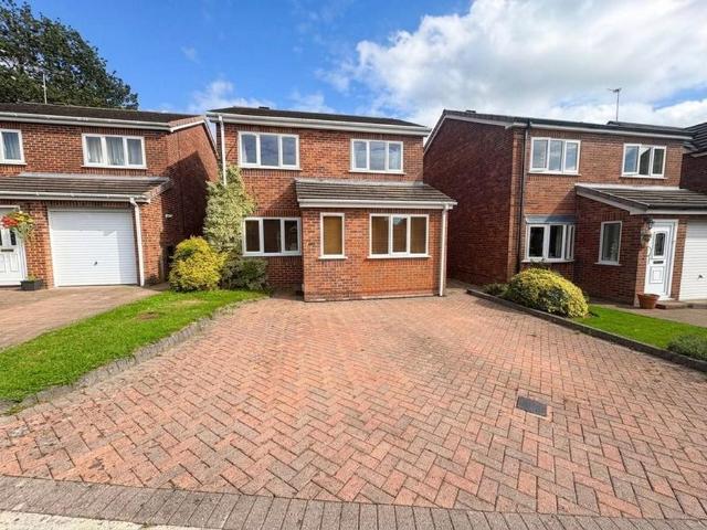 3 bedroom detached house for sale