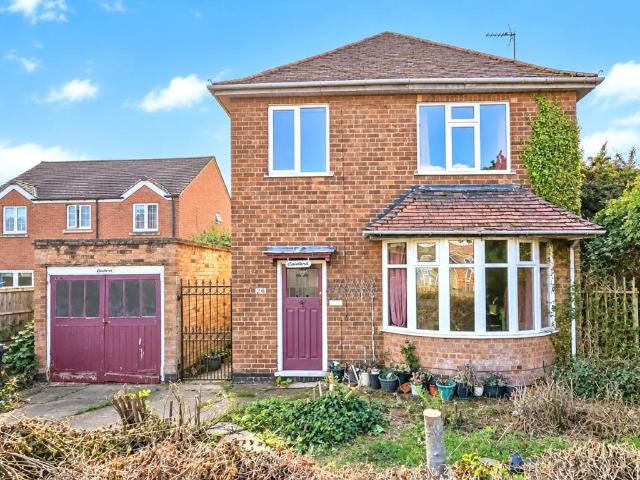3 bedroom detached house for sale