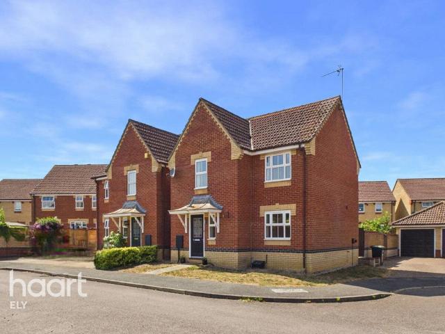 3 bedroom detached house for sale