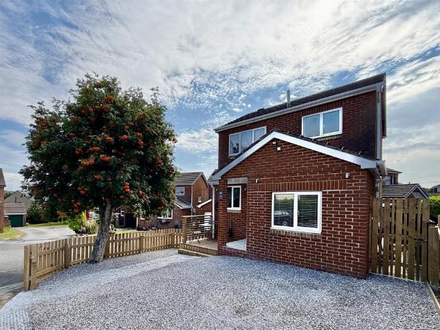 3 bedroom detached house for sale