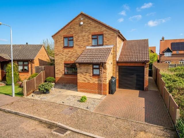 3 bedroom detached house for sale