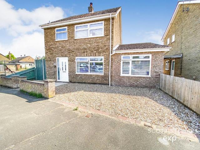 3 bedroom detached house for sale