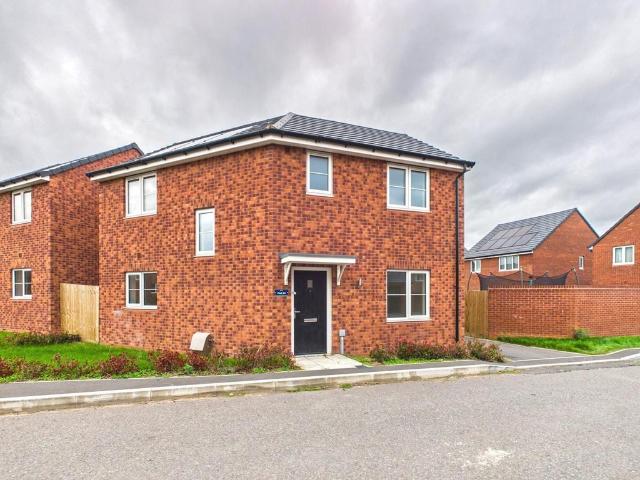 3 bedroom detached house for sale