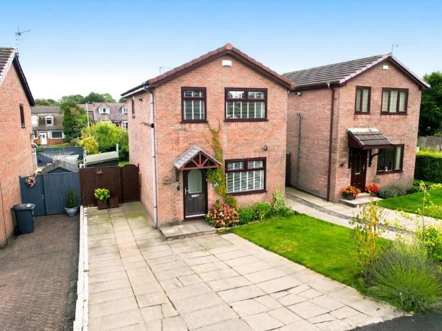 3 bedroom detached house for sale