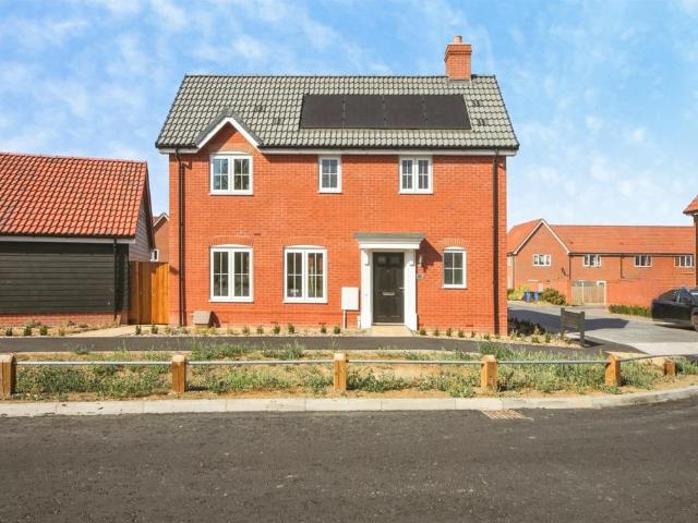 3 bedroom detached house for sale