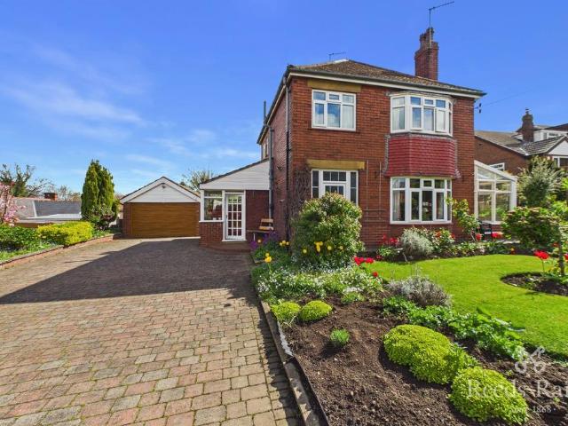 3 bedroom detached house for sale