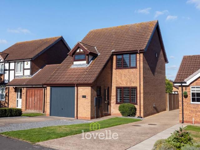 3 bedroom detached house for sale