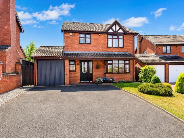 3 bedroom detached house for sale