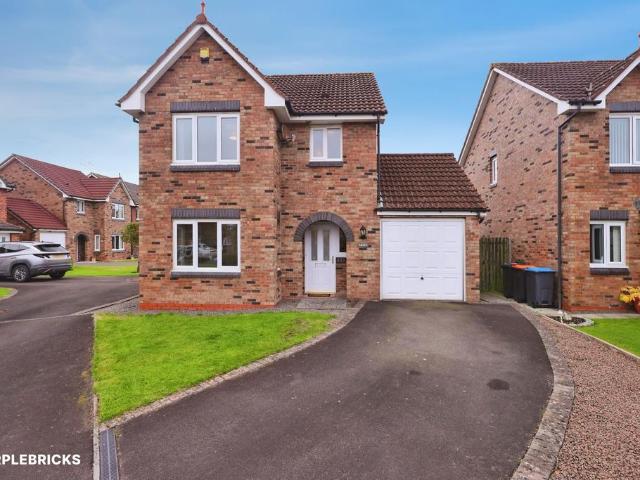 3 bedroom detached house for sale