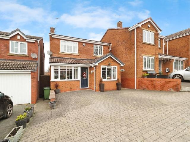 3 bedroom detached house for sale