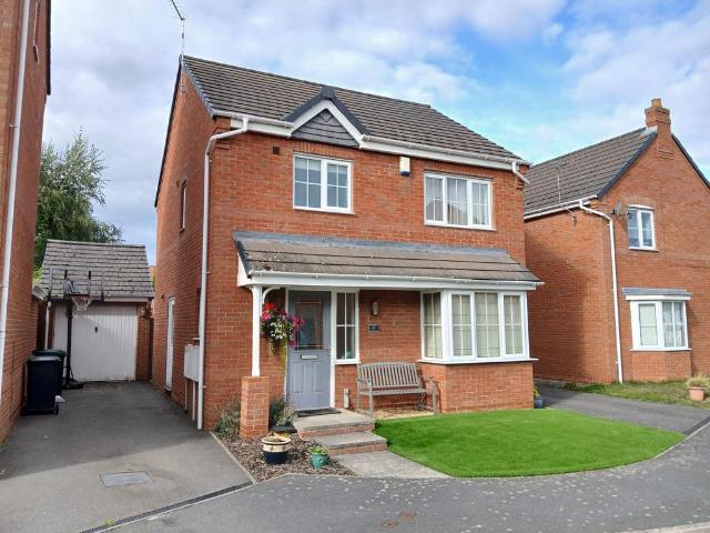 3 bedroom detached house for sale