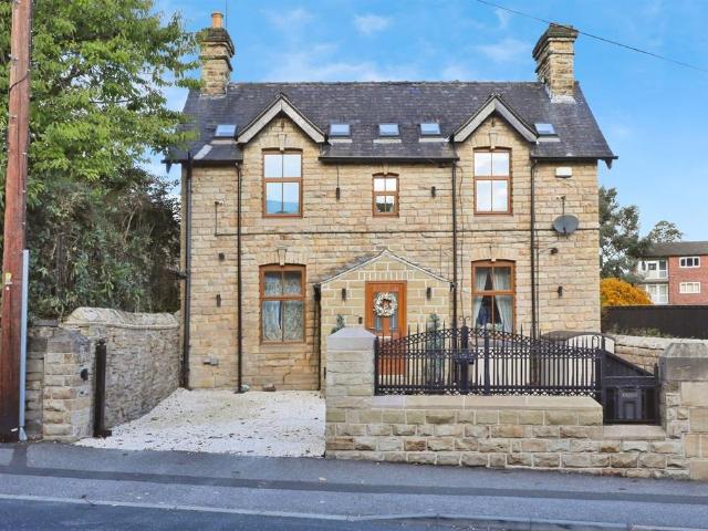 3 bedroom detached house for sale