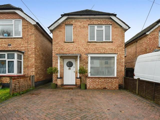 3 bedroom detached house for sale