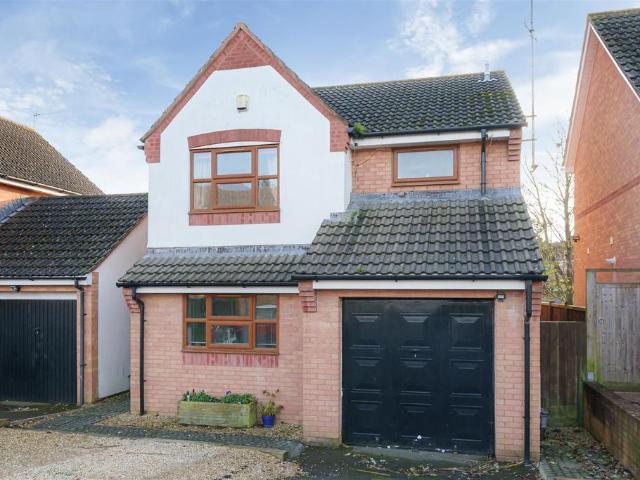 3 bedroom detached house for sale