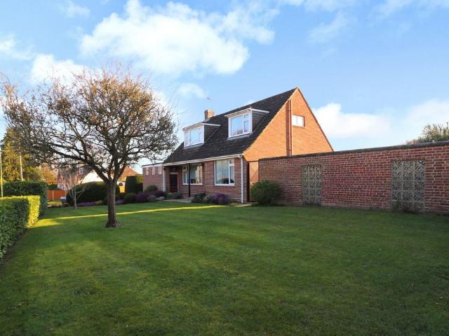 3 bedroom detached house for sale