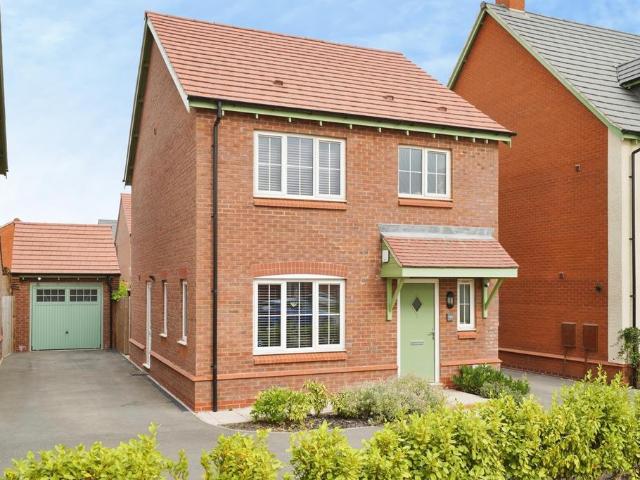 3 bedroom detached house for sale
