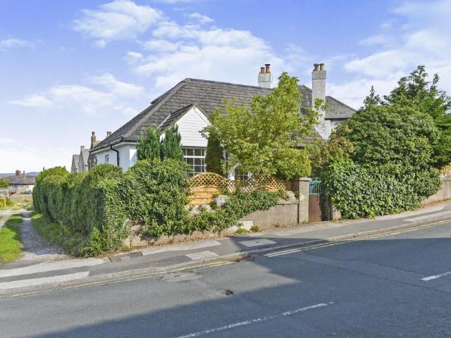 3 bedroom bungalow for sale