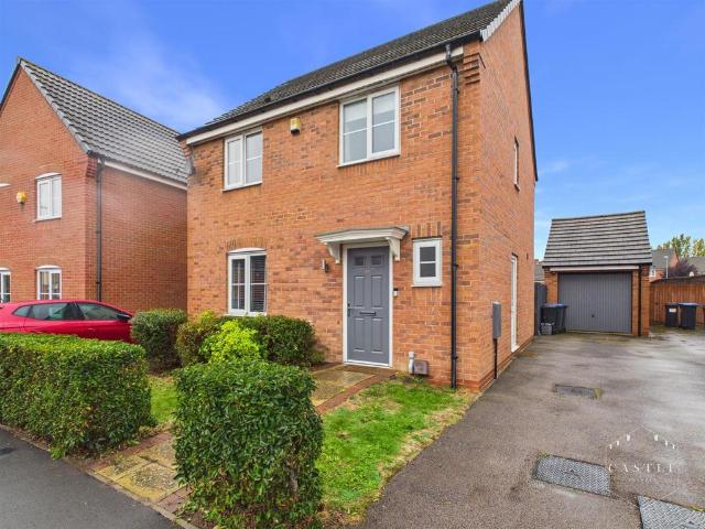 3 bedroom detached house for sale