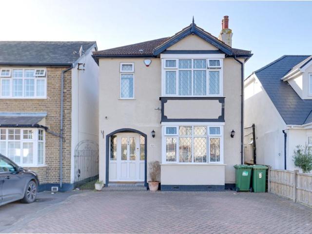 3 bedroom detached house for sale