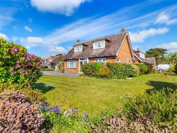 3 bedroom chalet for sale