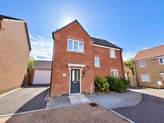 3 bedroom detached house for sale