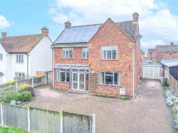 House for sale in Burhill - Garden, Parking