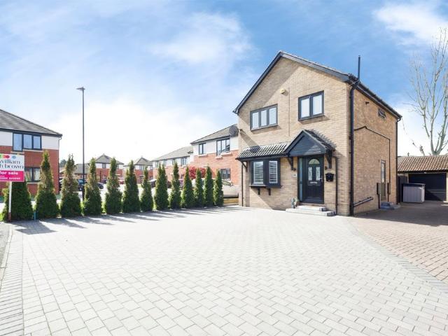 3 bedroom detached house for sale