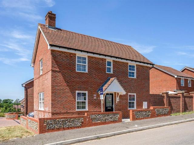 3 bedroom detached house for sale