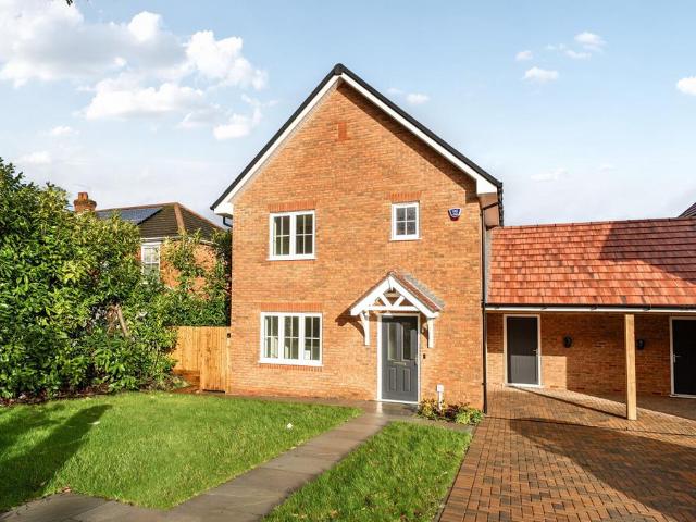 3 bedroom detached house for sale