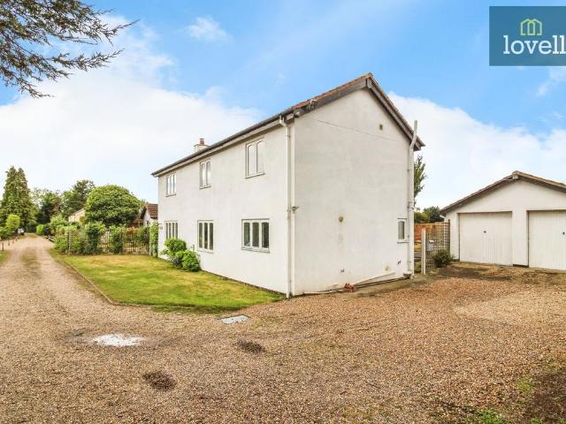 3 bedroom detached house for sale