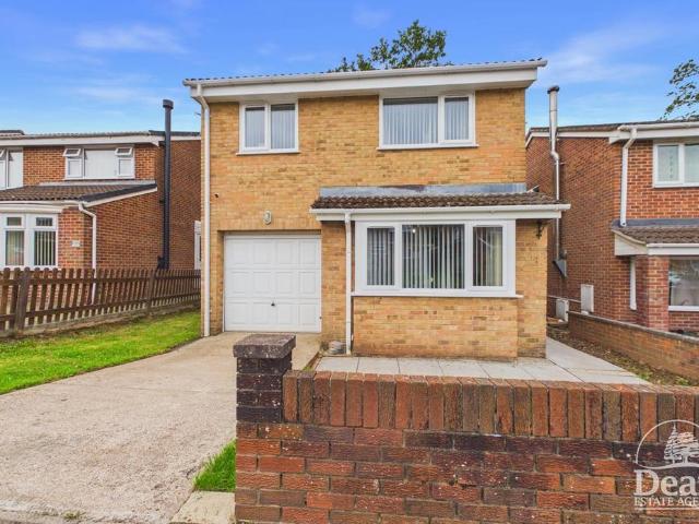 3 bedroom detached house for sale